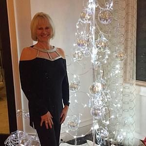 Meet your Posher, Jeannie